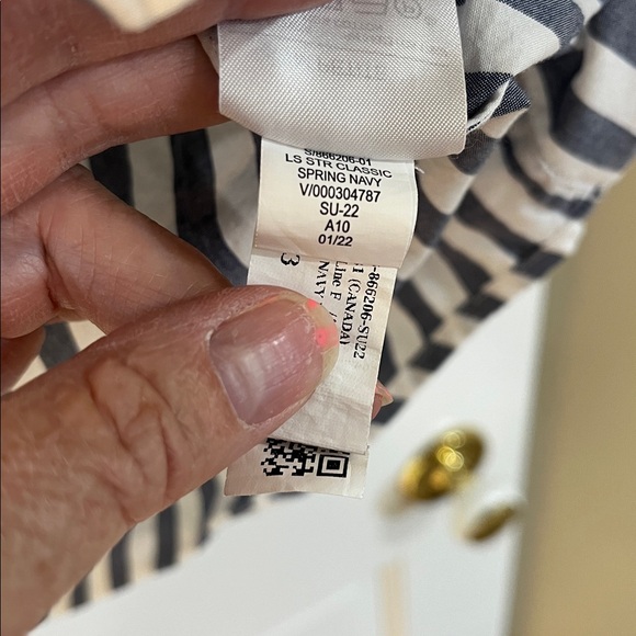 Banana Republic striped shirt - Picture 3 of 6